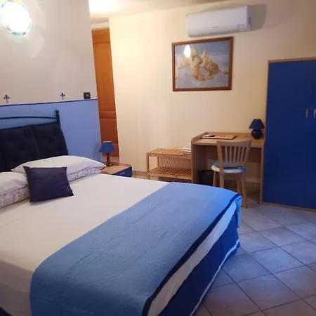 Renzano Bedrooms Saló